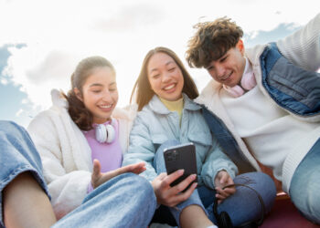 Ilustrasi penetrasi Gen Z terhadap pasar